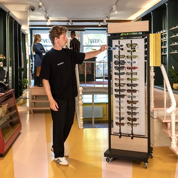 Top Vision Instore Basalt sunglasses floor presentation