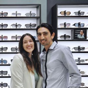 Top Vision Instore CARRÉ ONE eyewear cabinet with lighting