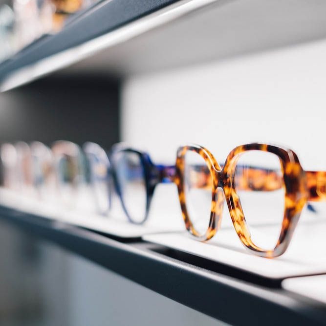 Top Vision Group brillen optiek meubel