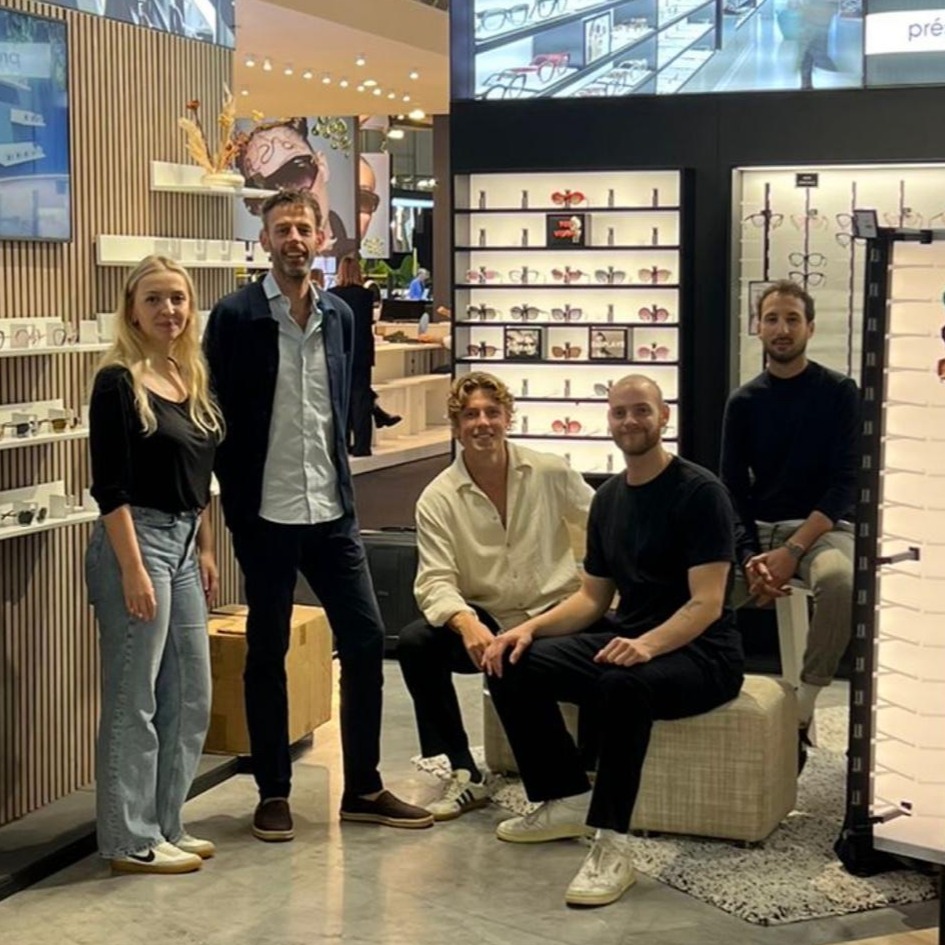 Top Vision Instore over ons